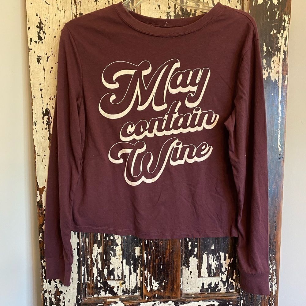 NWOT. May contain wine 🍷 T-shirt. Size S.